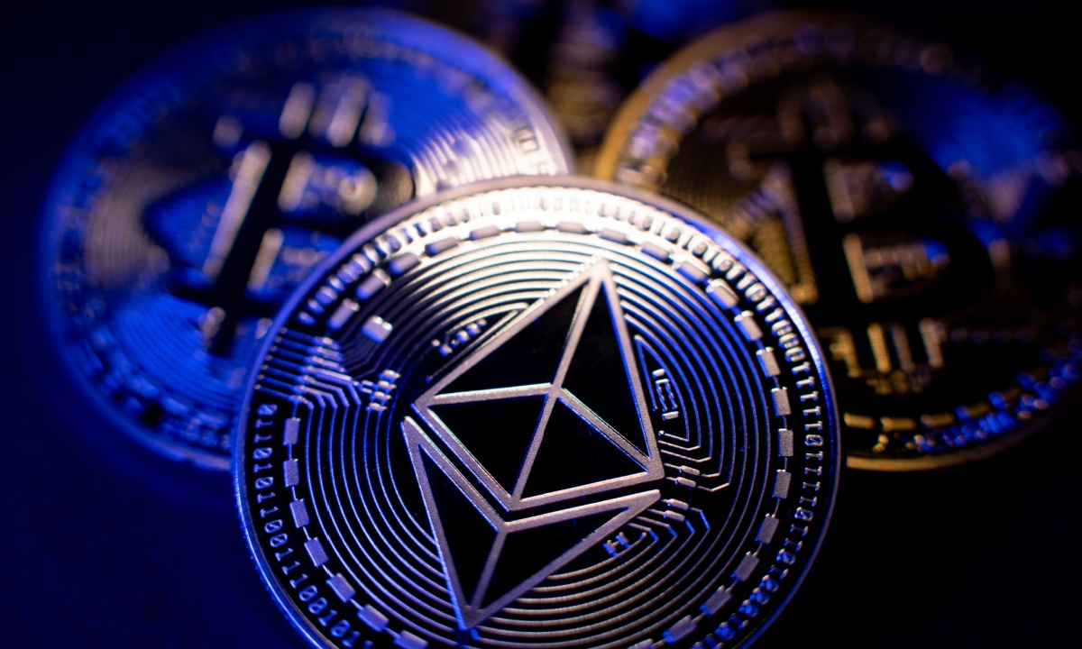 ペイパル、新機能「Pay With Crypto」を開始 — 100以上の暗号資産対応、低手数料、即時決済で世界の加盟店を支援