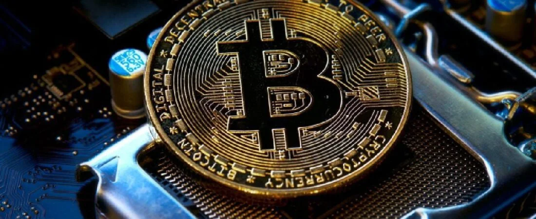 Bitcoin Correction Near $105K Highlights Increased Volatility, Institutional Caution, and Regulatory Uncertainty in 2025 Crypto Markets