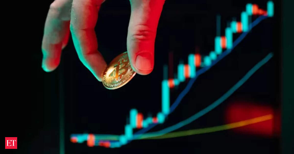 Crypto Market Recovery: Bitcoin and Altcoins Set for Potential Q4 Rally Amid Institutional Optimism